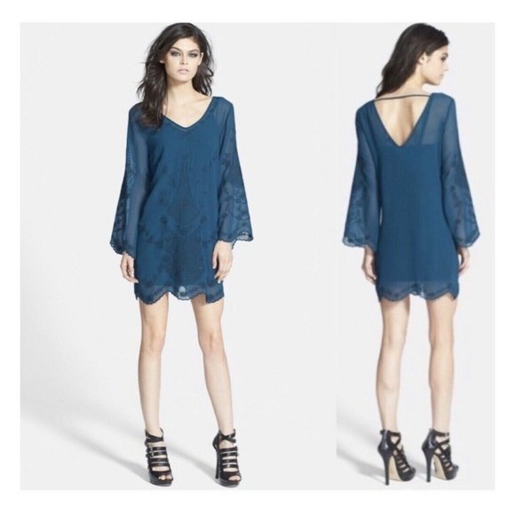 Astr Dresses & Skirts - ASTR Teal Green Bell Sleeve Sheer Embroidered Mini Shift Dress S Read